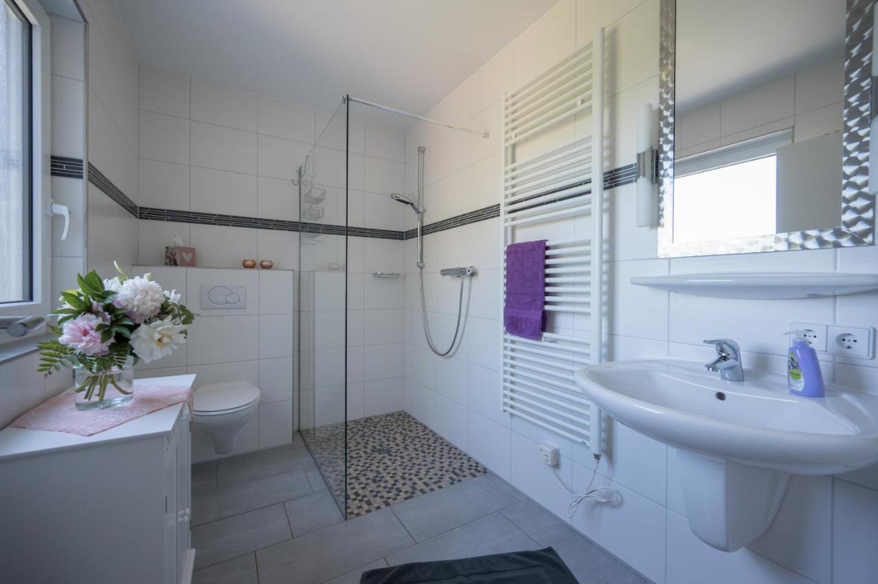 Ferienwohnung Schwalbennest Weinsheim  Exterior photo